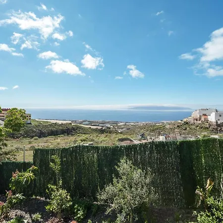 Hermanas A Y B Holiday home